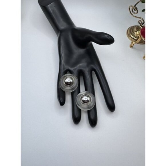 1970’s Vintage Pierre Cardin 14k Back Post Earrings- Gorgeous Vintage Earrings - Picture 8 of 15